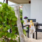 Vjeko Apartman Krk Town